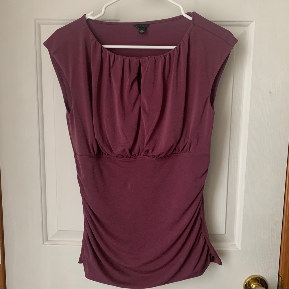 Ann Taylor Sleeveless Blouse-MEDIUM